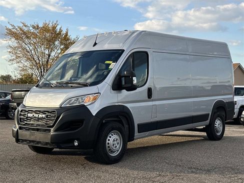 New 2026 RAM ProMaster 2500 w/ Convenience Group image 6