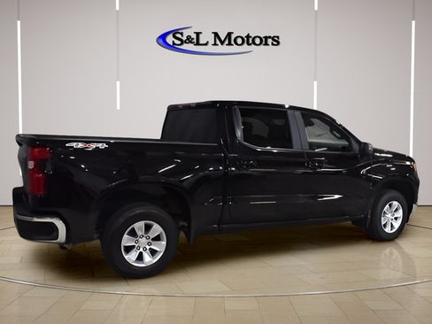 Used 2025 Chevrolet Silverado 1500 LT AWD/4WD image 10
