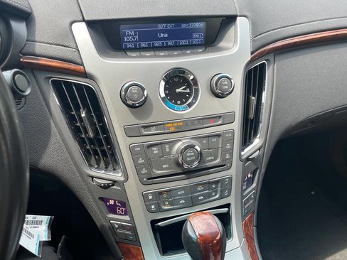 Used 2010 Cadillac CTS Luxury RWD image 18