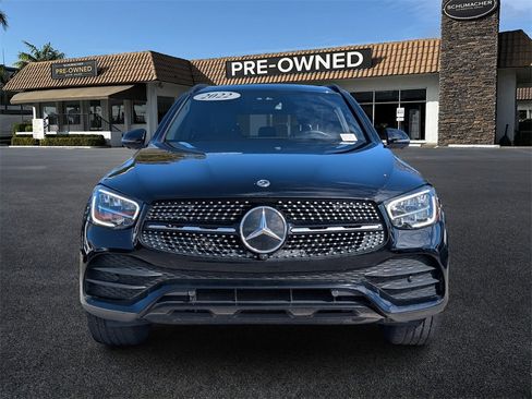 Used 2022 Mercedes-Benz GLC 300 image 2