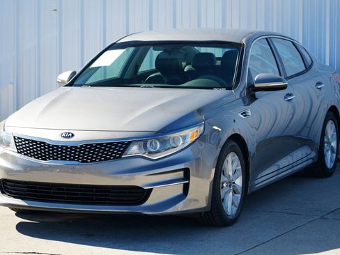 Used 2016 Kia Optima EX image 43