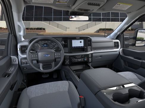 New 2026 Ford F250 XLT w/ FX4 Off-Road Package AWD/4WD image 31