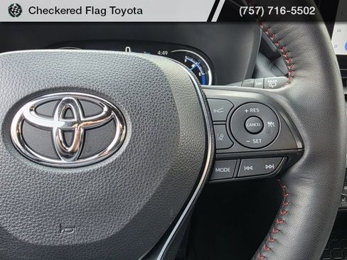 Used 2024 Toyota RAV4 SE w/ Weather & Moonroof Package image 29