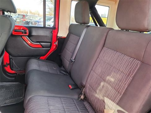 Used 2012 Jeep Wrangler Unlimited Sport image 18