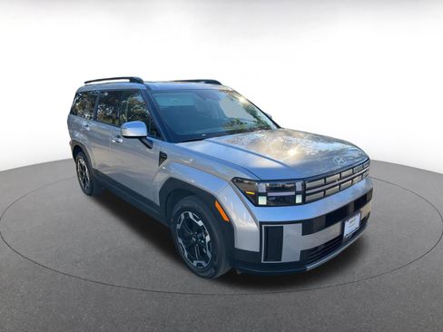 Used 2025 Hyundai Santa Fe SEL image 1