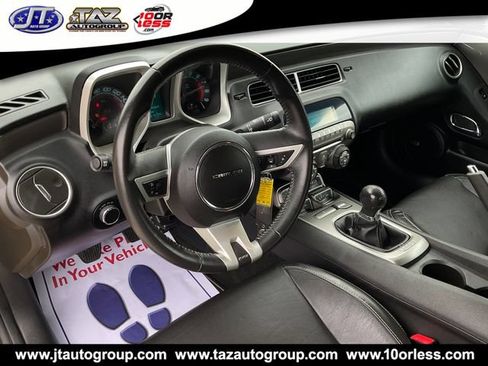 Used 2011 Chevrolet Camaro SS RWD image 18