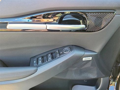 New 2026 Kia Seltos SX w/ SX Sunroof Package image 26