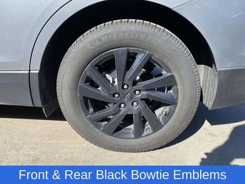 Used 2023 Chevrolet Equinox LS w/ LS Convenience Package image 9