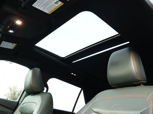 Used 2022 Ford Explorer Timberline image 23