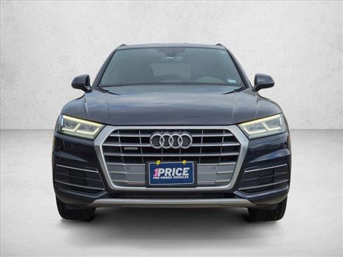 Used 2019 Audi Q5 2.0T Premium Plus w/ Premium Plus Package AWD/4WD image 2