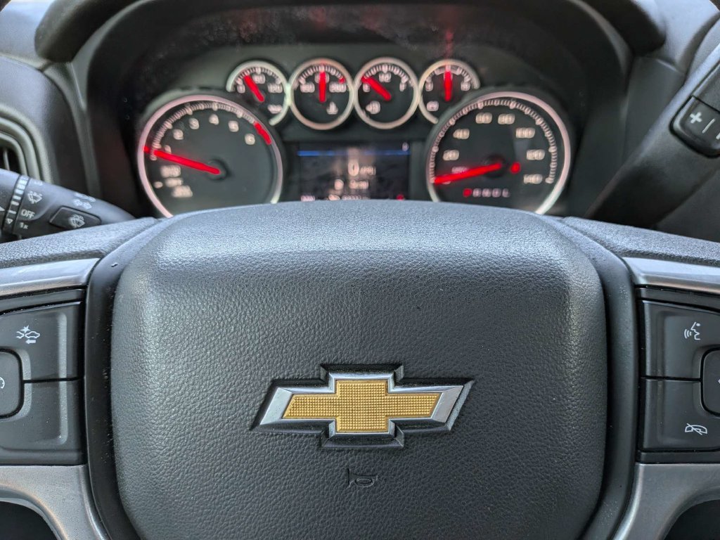 Used 2022 Chevrolet Silverado 1500 Custom w/ Safety Confidence Package RWD image 28
