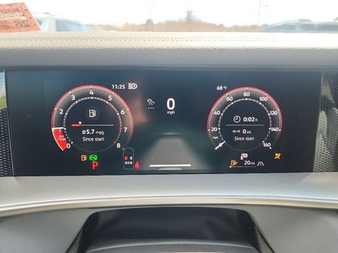 New 2026 Volkswagen Tiguan SE AWD/4WD image 9