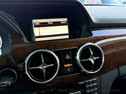Used 2013 Mercedes-Benz GLK 350 2WD image 9