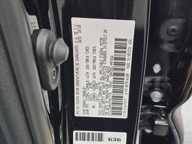 Used 2021 Toyota Tacoma TRD Off-Road AWD/4WD image 23