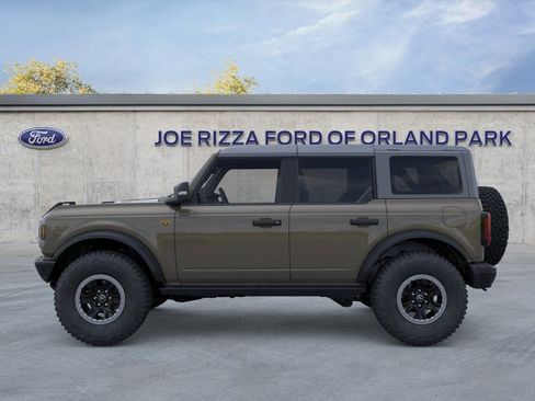 New 2025 Ford Bronco Badlands AWD/4WD image 3