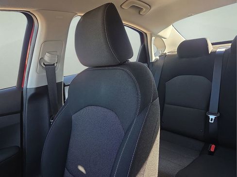 Used 2024 Kia Forte LXS image 29