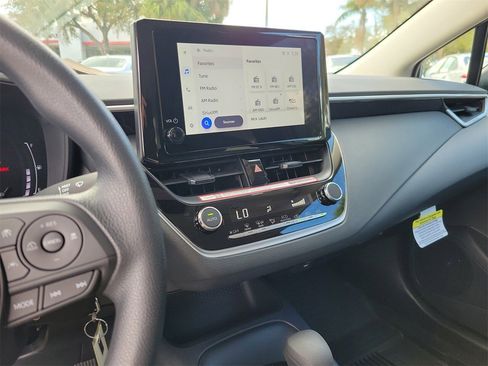 Used 2026 Toyota Corolla LE image 23