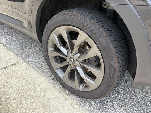 Used 2021 Kia Sorento EX w/ EX AWD X-Line Package image 7
