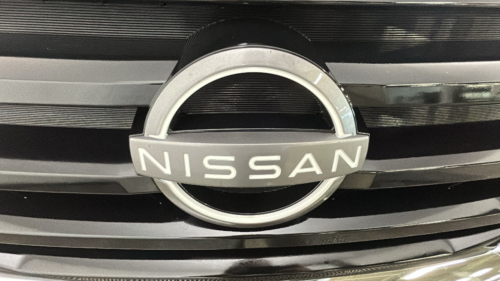 Used 2023 Nissan Pathfinder S AWD/4WD image 10
