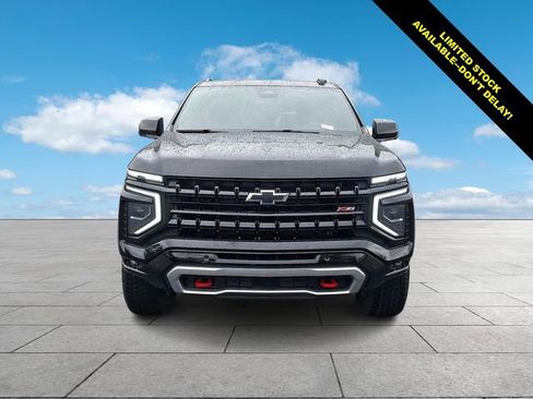 Used 2025 Chevrolet Tahoe Z71 AWD/4WD image 3