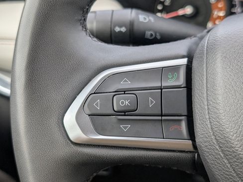 Certified 2024 Jeep Compass Limited image 24