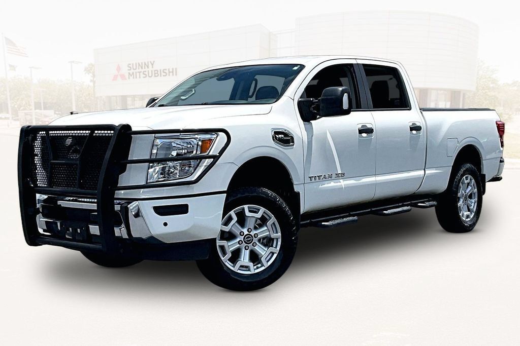 Used 2024 Nissan Titan SV w/ SV Convenience Package AWD/4WD image 1