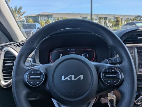 Used 2024 Kia Soul LX w/ Option Group 015 FWD image 26