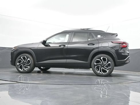 New 2026 Chevrolet Trax RS w/ Sunroof Package FWD image 49