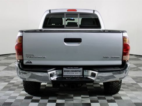 Used 2005 Toyota Tacoma Base image 6