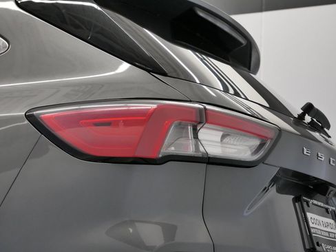 Used 2022 Ford Escape SEL image 51