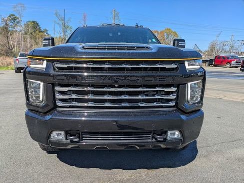 Used 2022 Chevrolet Silverado 2500 LTZ w/ Carhartt Edition AWD/4WD image 9