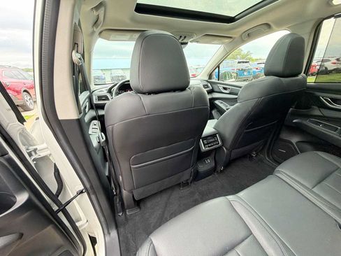 Certified 2023 Subaru Ascent Limited w/ Technology Package AWD/4WD image 15