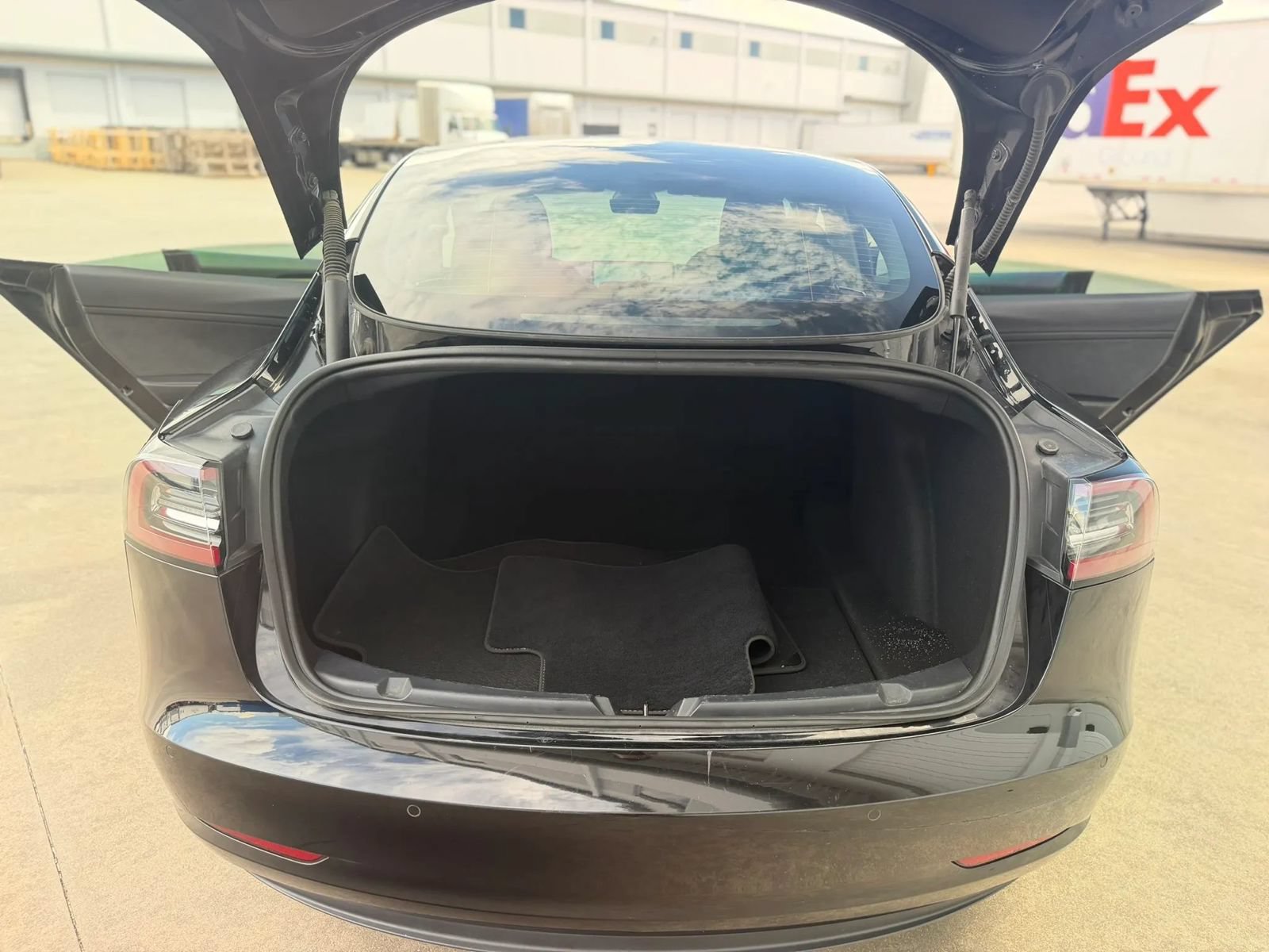 Used 2022 Tesla Model 3 Long Range AWD/4WD image 20