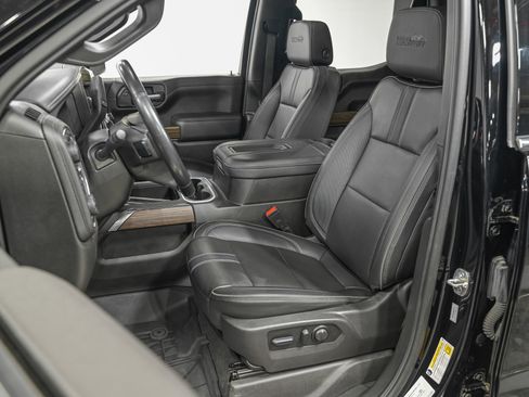 Used 2022 Chevrolet Silverado 1500 High Country w/ Z71 Off-Road Package AWD/4WD image 16