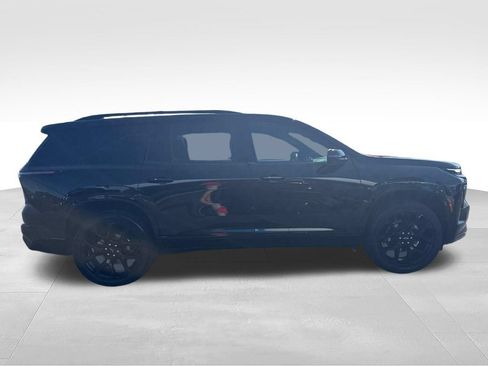 Used 2024 Chevrolet Traverse RS AWD/4WD image 7