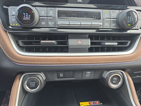 Certified 2025 Toyota Grand Highlander AWD image 26