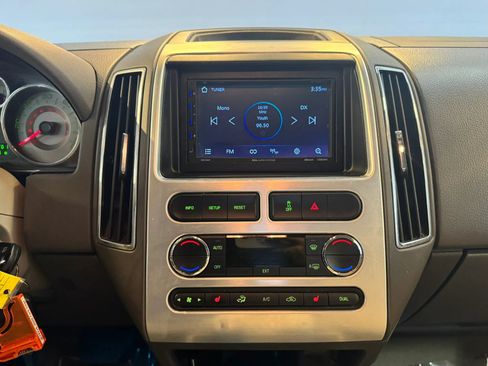 Used 2009 Ford Edge Limited image 14