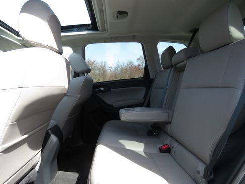 Used 2016 Subaru Forester 2.5i Limited AWD/4WD image 20