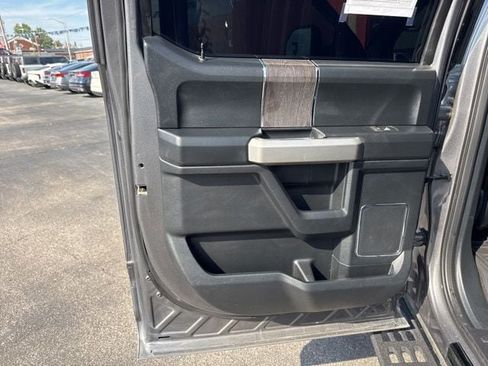 Used 2021 Ford F250 Lariat AWD/4WD image 32