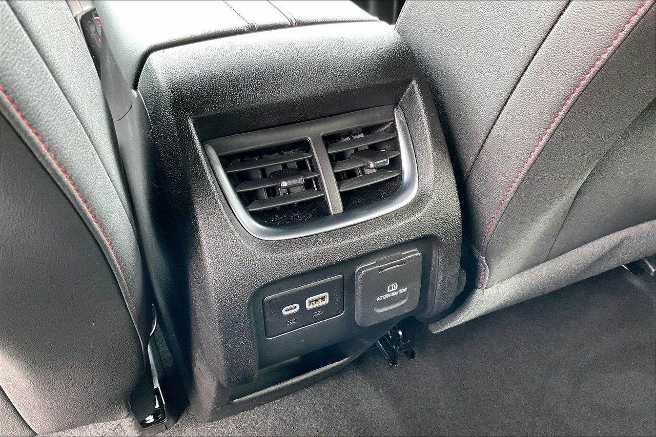 Used 2023 Chevrolet Blazer RS w/ Enhanced Convenience Package FWD image 17