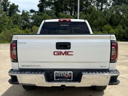 Used 2018 GMC Sierra 1500 SLT AWD/4WD image 4