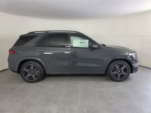 New 2026 Mercedes-Benz GLE 450 4MATIC image 3