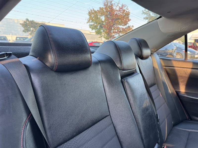 Used 2017 Toyota Camry SE FWD image 12