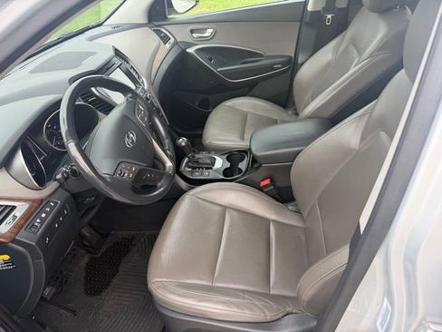 Used 2018 Hyundai Santa Fe Limited image 14