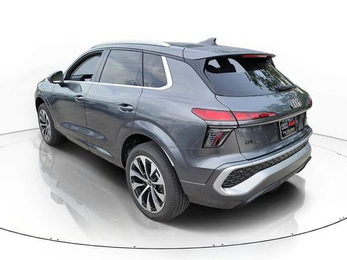 New 2026 Audi Q3 quattro 2.0T AWD/4WD image 3
