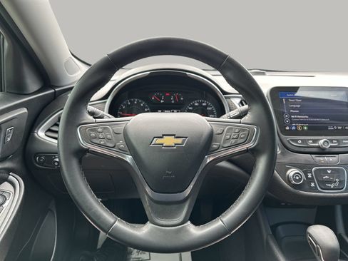 Used 2024 Chevrolet Malibu RS FWD image 11