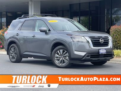 Used 2022 Nissan Pathfinder SV