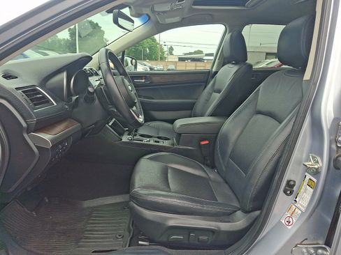 Used 2018 Subaru Outback 2.5i Limited AWD/4WD image 13