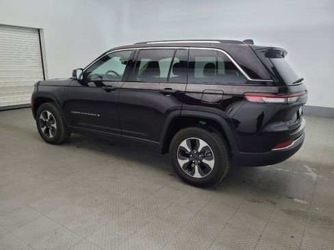 Used 2022 Jeep Grand Cherokee Limited 4xe image 3