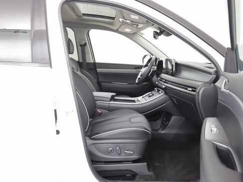 Used 2024 Hyundai Palisade SEL image 19